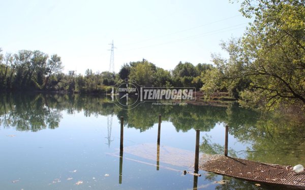 casa indipendente in vendita a Jesi