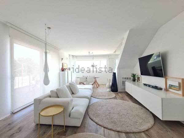 casa indipendente in vendita a Jesi