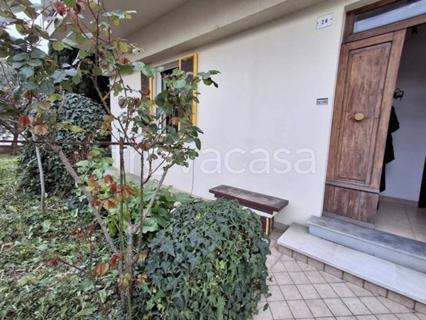 casa indipendente in vendita a Jesi