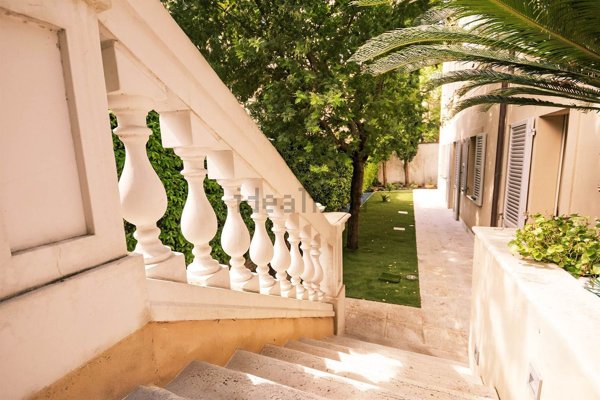 casa indipendente in vendita a Jesi