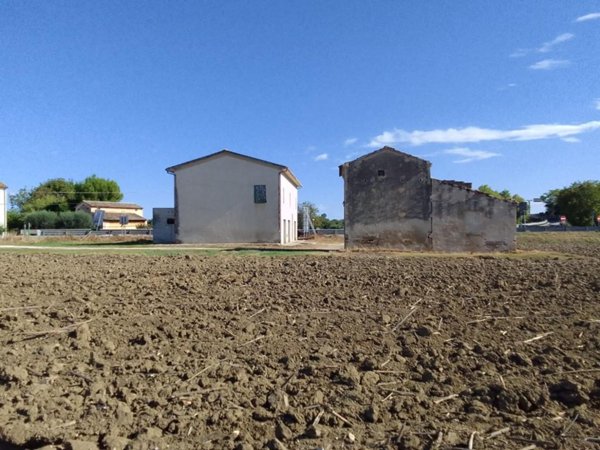 casa indipendente in vendita a Jesi