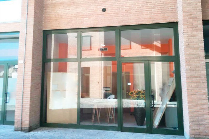 negozio in vendita a Jesi