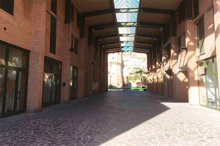 ufficio in vendita a Jesi