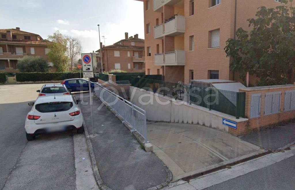 terreno edificabile in vendita a Jesi