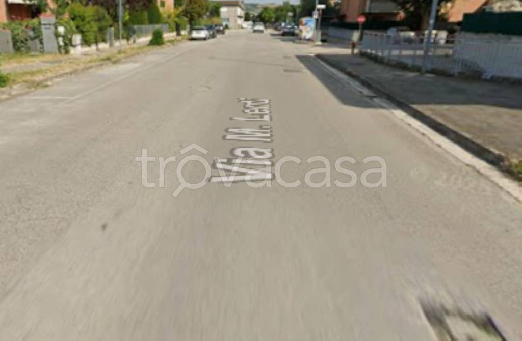 terreno edificabile in vendita a Jesi