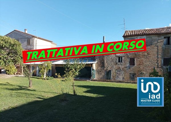 casa indipendente in vendita a Jesi in zona Castelrosino