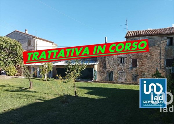 casa indipendente in vendita a Jesi in zona Castelrosino