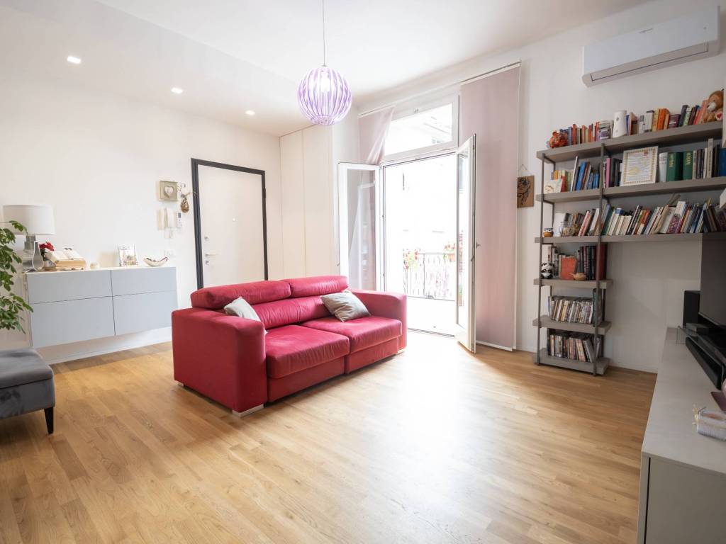 appartamento in vendita a Jesi in zona Tabano