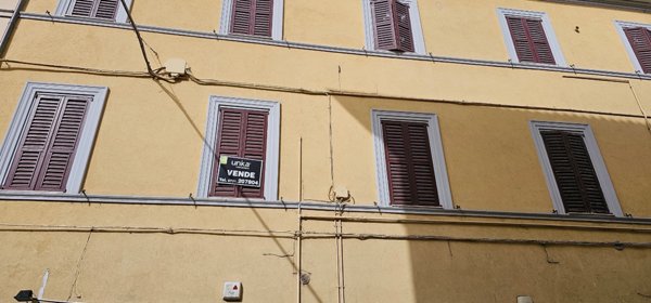 ufficio in vendita a Jesi