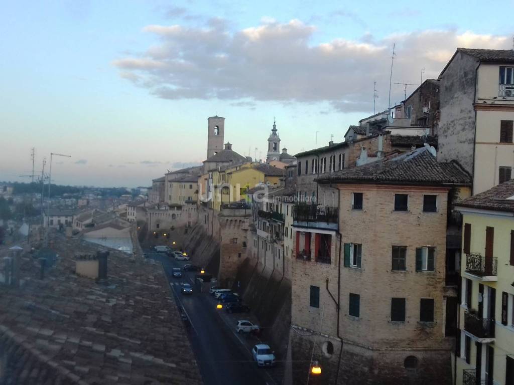 appartamento in vendita a Jesi