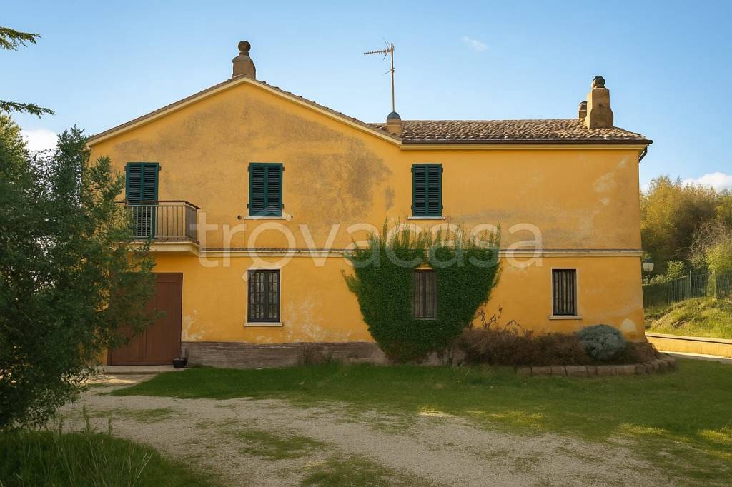 casa indipendente in vendita a Jesi