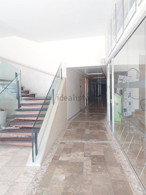 locale di sgombero in vendita a Jesi