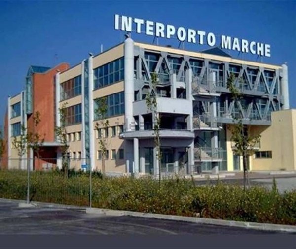 terreno edificabile in vendita a Jesi