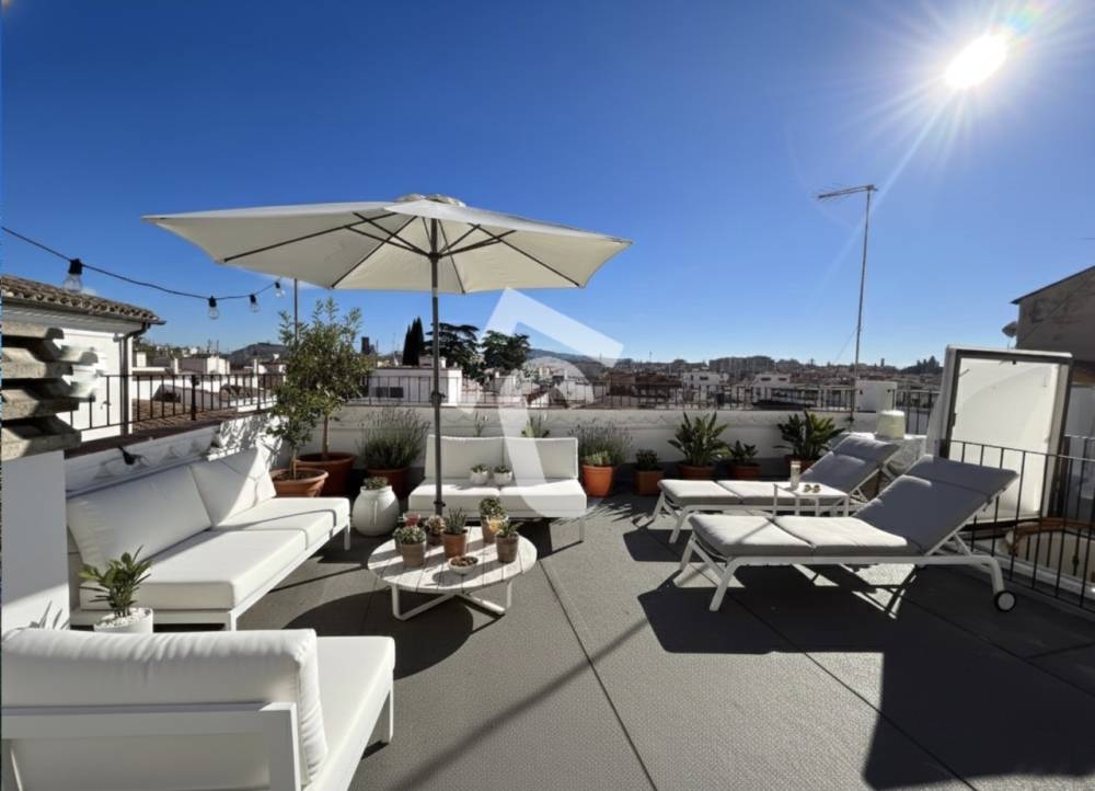 casa indipendente in vendita a Jesi