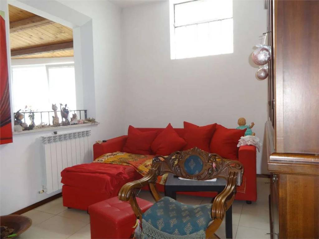 appartamento in vendita a Jesi in zona Santa Lucia