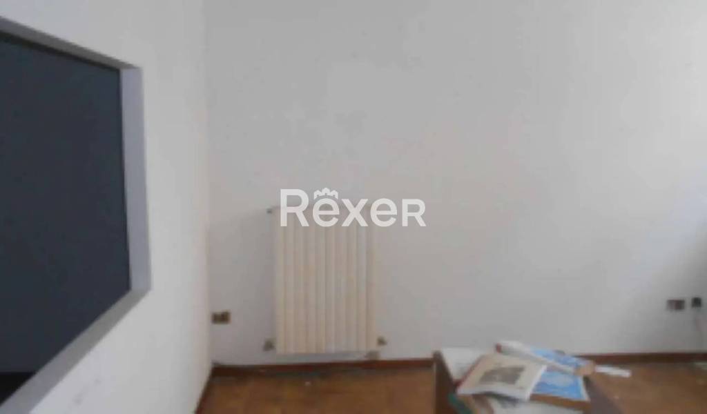 locale di sgombero in vendita a Jesi