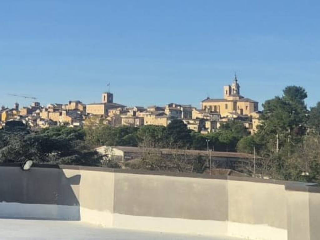 appartamento in vendita a Jesi