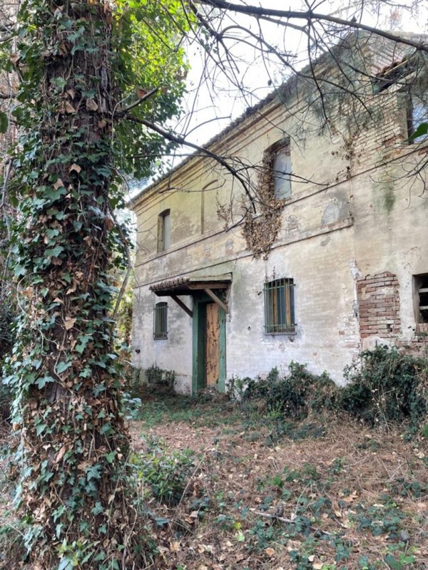 casa indipendente in vendita a Jesi