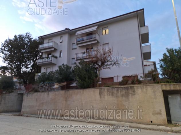 terreno edificabile in vendita a Jesi in zona Tabano