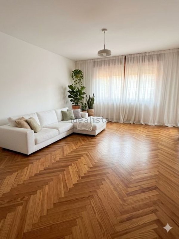 casa indipendente in vendita a Jesi