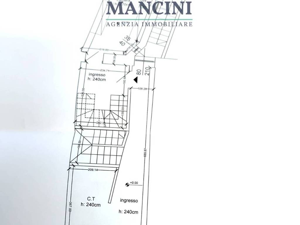 casa indipendente in vendita a Jesi