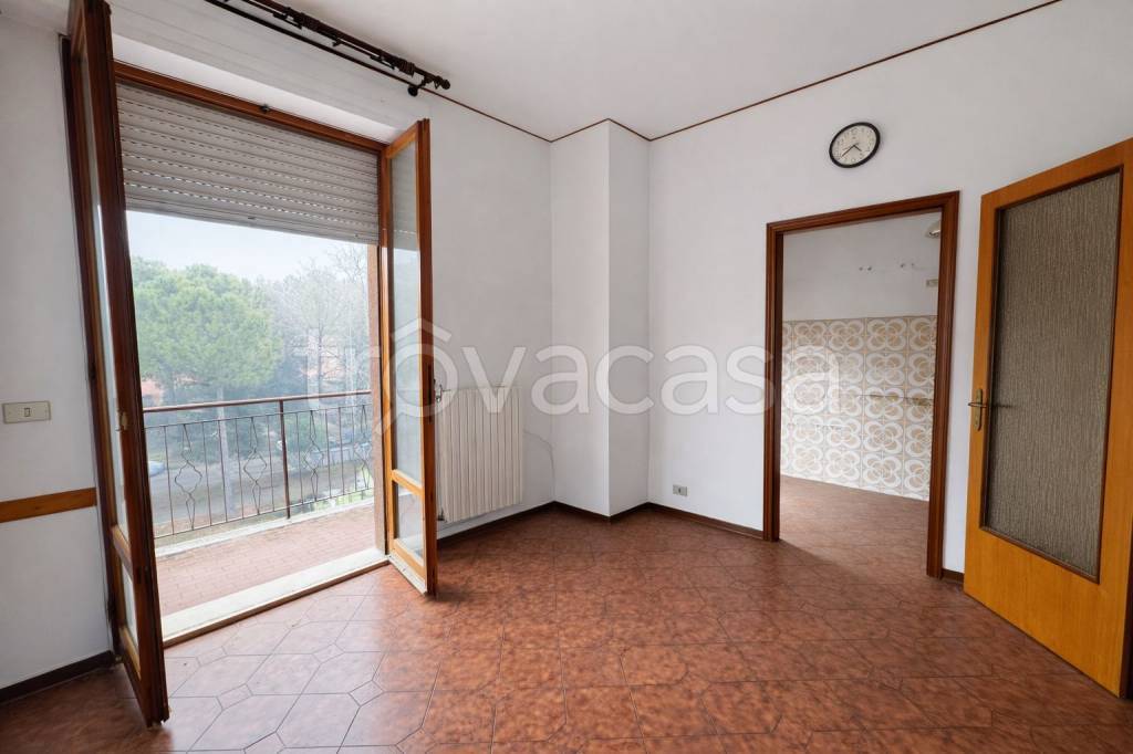 appartamento in vendita a Jesi in zona Tabano