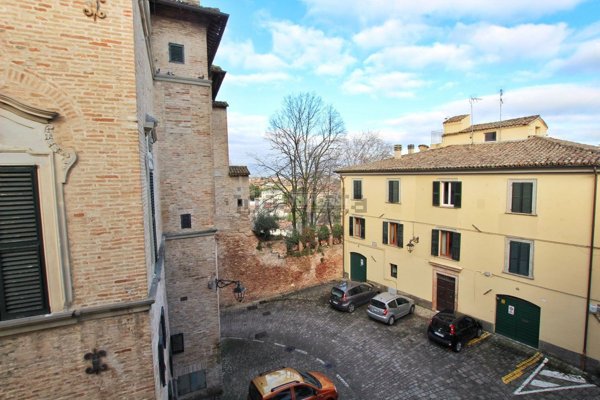 appartamento in vendita a Jesi