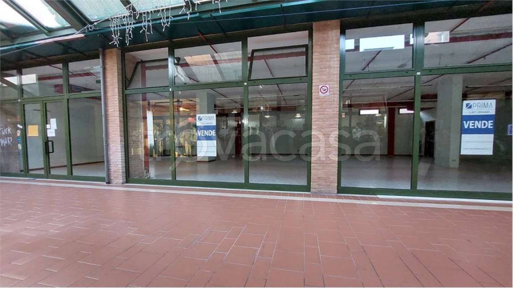 negozio in vendita a Jesi