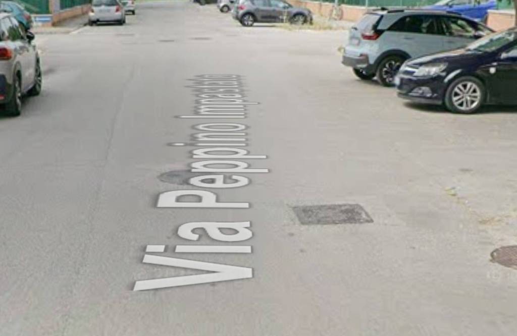 locale commerciale in vendita a Jesi