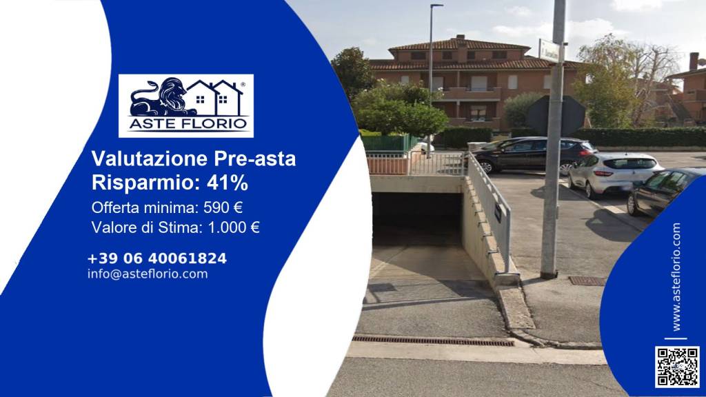 locale commerciale in vendita a Jesi