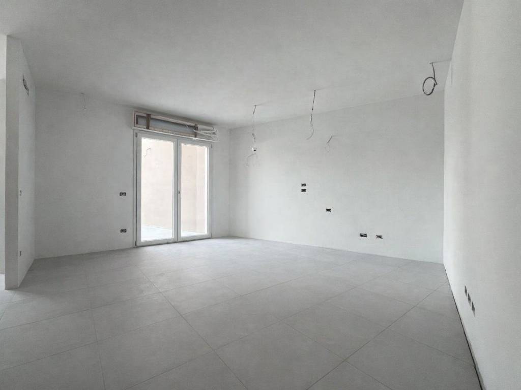 appartamento in vendita a Jesi in zona Tabano