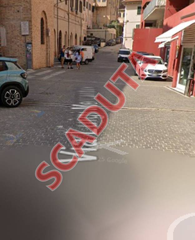 negozio in vendita a Jesi