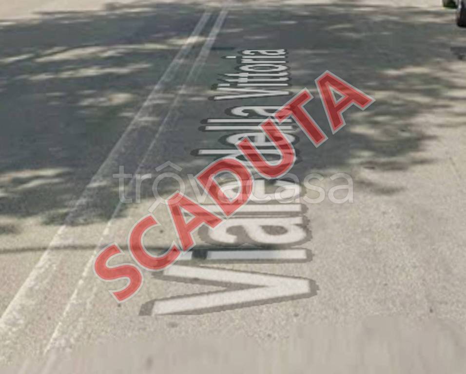 terreno edificabile in vendita a Jesi