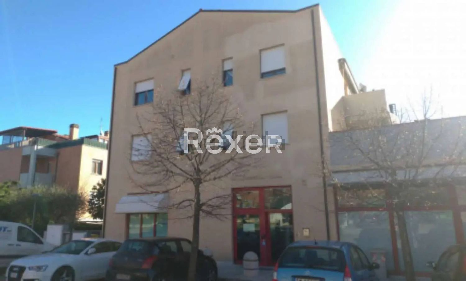 ufficio in vendita a Jesi