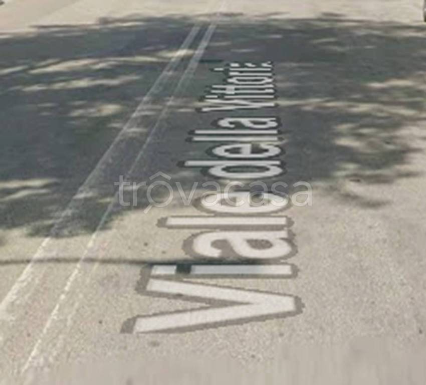 terreno edificabile in vendita a Jesi