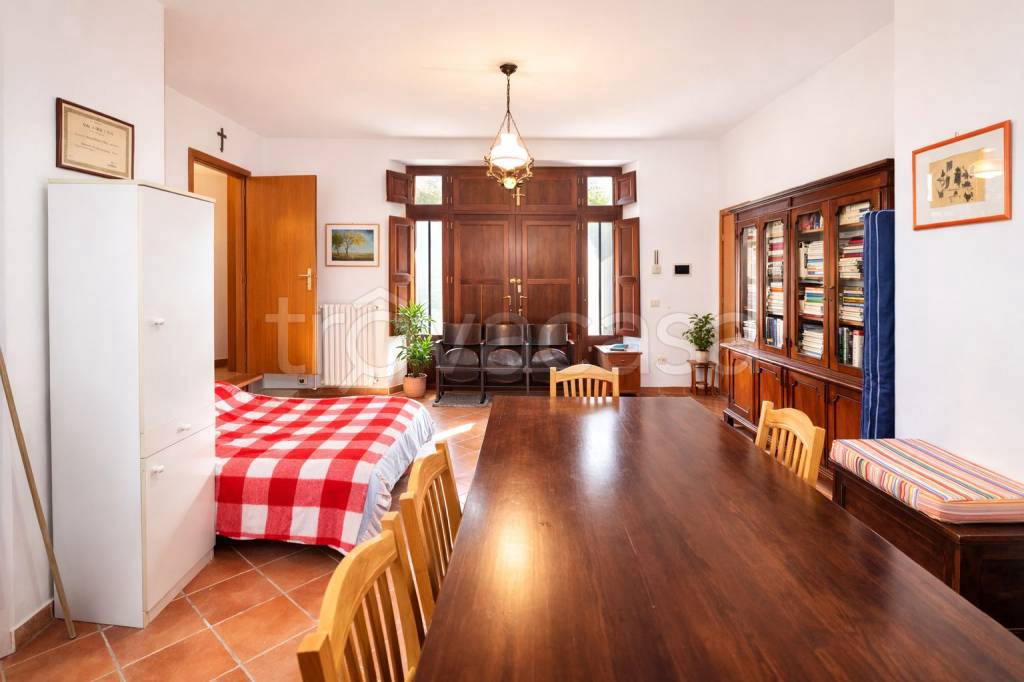 casa indipendente in vendita a Jesi