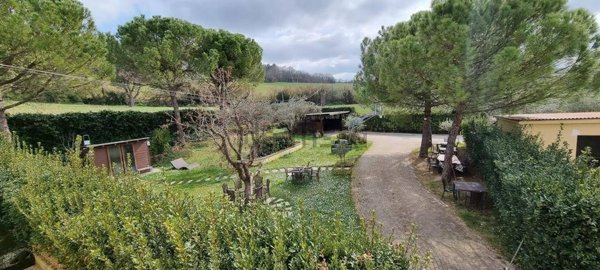 appartamento in vendita a Jesi in zona Mazzangrugno