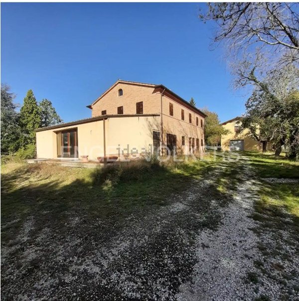 casale in vendita a Jesi