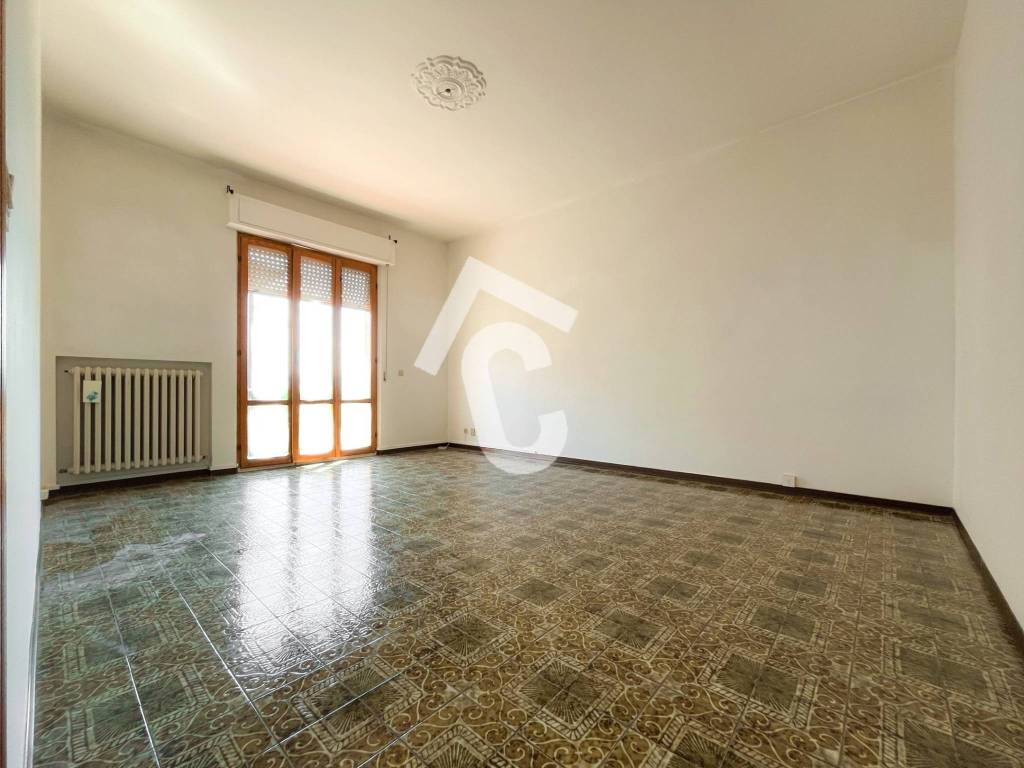 appartamento in vendita a Jesi in zona Tabano