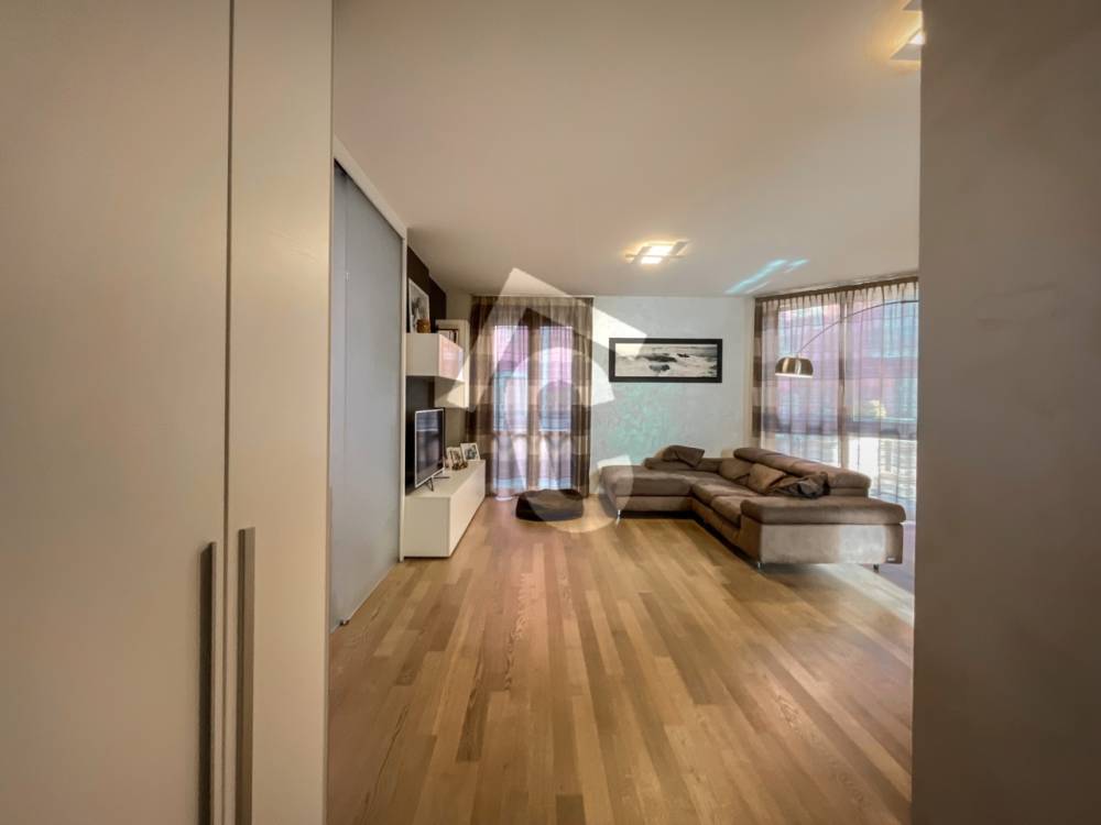 casa indipendente in vendita a Jesi