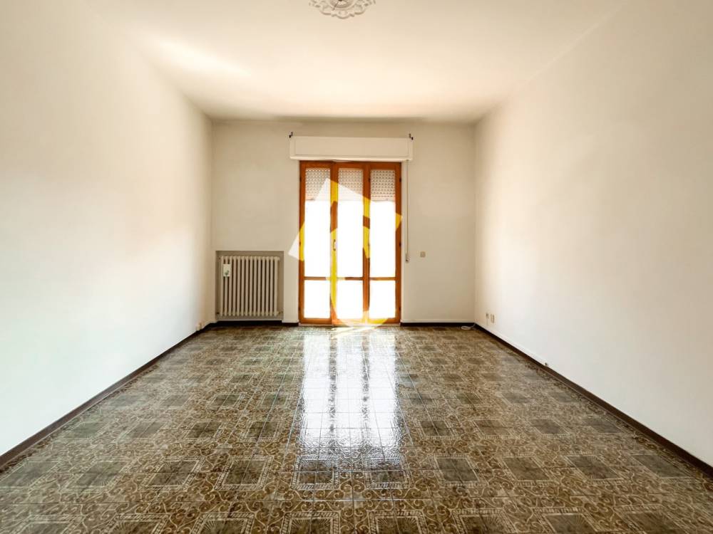 appartamento in vendita a Jesi in zona Tabano