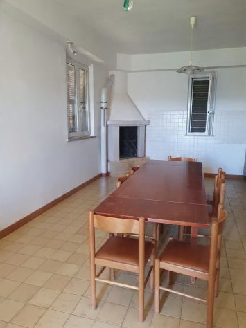 casa indipendente in vendita a Jesi