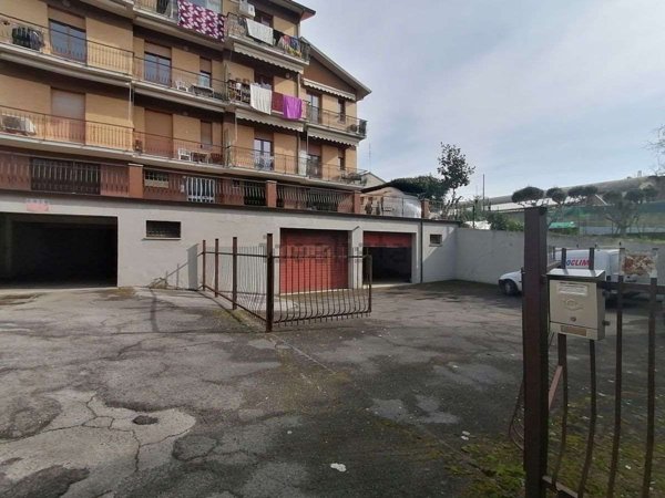 locale di sgombero in vendita a Jesi