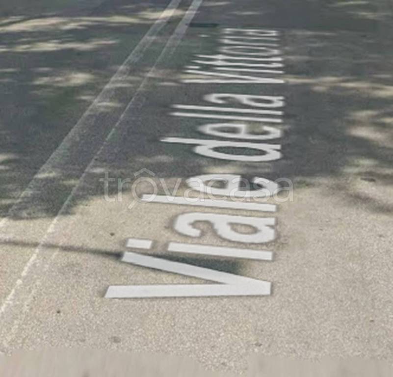 terreno edificabile in vendita a Jesi