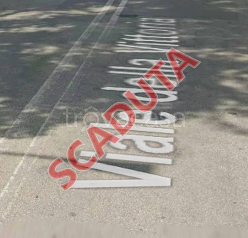 terreno edificabile in vendita a Jesi