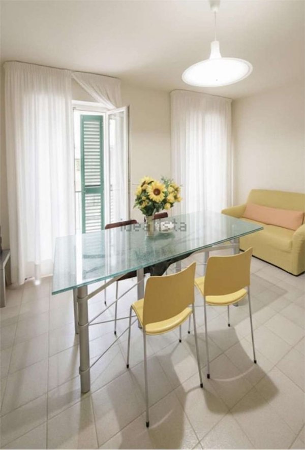 casa indipendente in vendita a Jesi