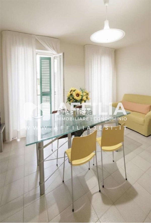 casa indipendente in vendita a Jesi in zona Tabano