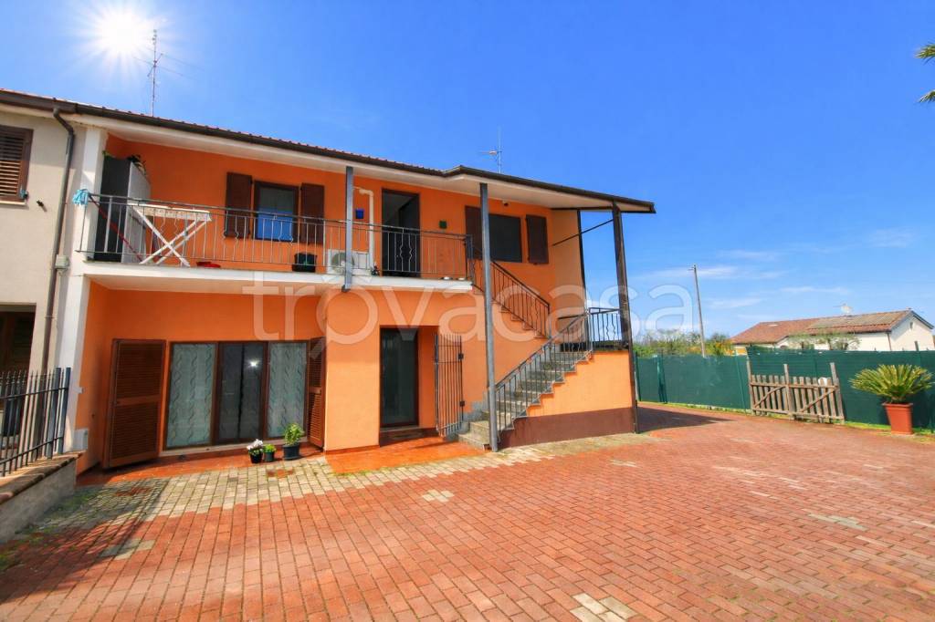 casa indipendente in vendita a Jesi