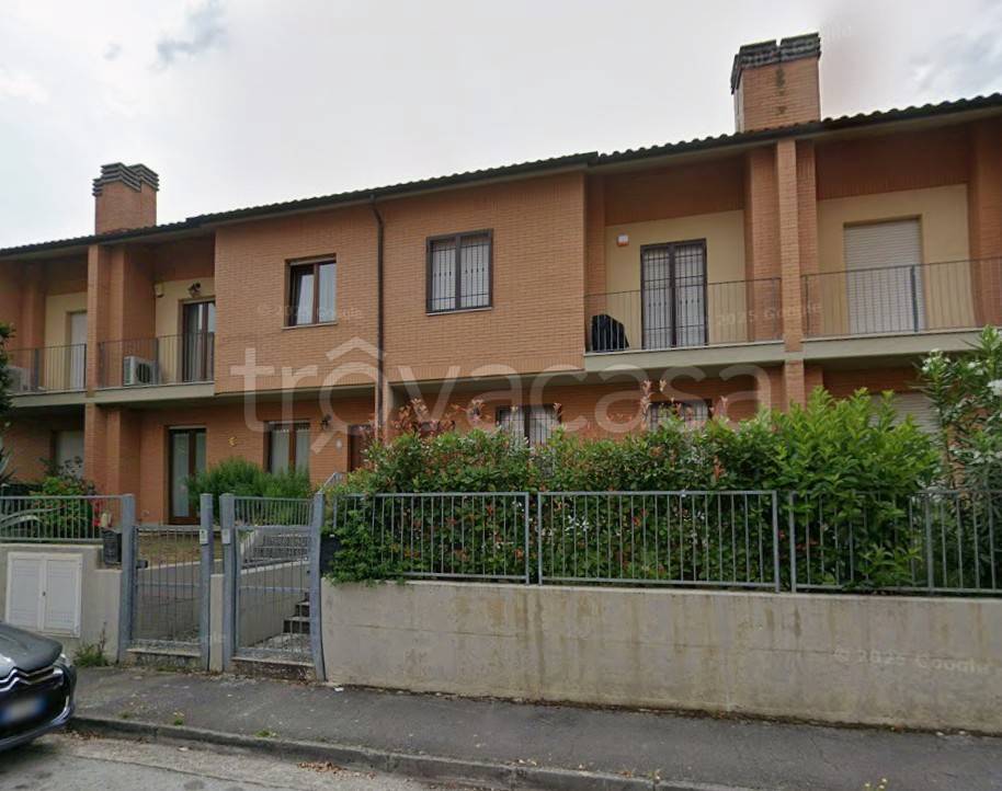 casa indipendente in vendita a Jesi