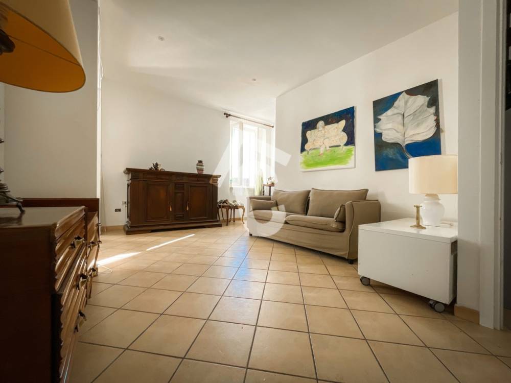 casa indipendente in vendita a Jesi